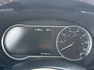 Nissan Versa 2021