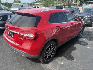 Mercedes-Benz GLA 2017