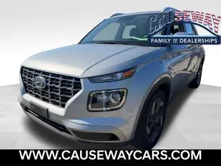 Hyundai VENUE 2026 SEL 4dr Crossover con Techo Bicolor