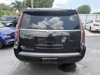 Cadillac Escalade 2015