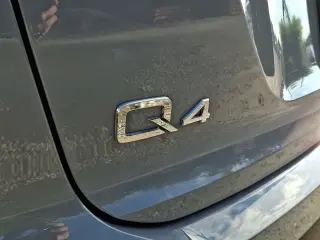 Audi Q4 e-tron 2023 Premium 40 4dr SUV