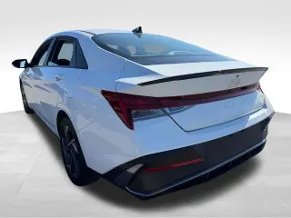 Hyundai ELANTRA Híbrido 2025 Azul 4dr Sedán