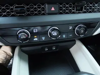 Honda Accord 2025 LX 4dr Sedán