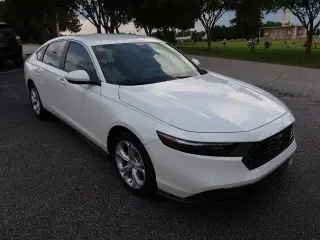 Honda Accord 2025 LX 4dr Sedán
