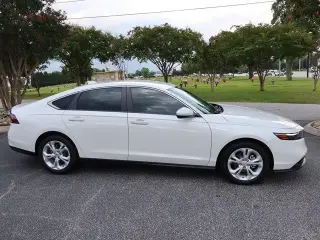 Honda Accord 2025 LX 4dr Sedán