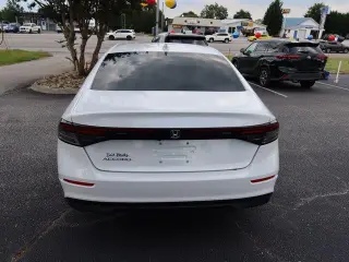 Honda Accord 2025 LX 4dr Sedán