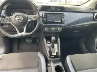 Nissan Versa 2024 SV Sedán 4 puertas