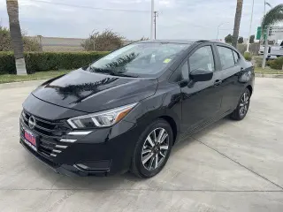 Nissan Versa 2024 SV Sedán 4 puertas