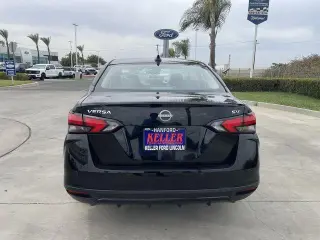 Nissan Versa 2024 SV Sedán 4 puertas