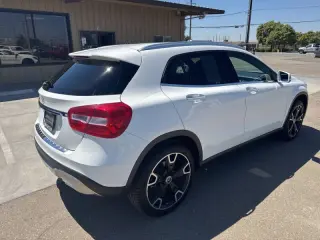 Mercedes-Benz GLA 2019
