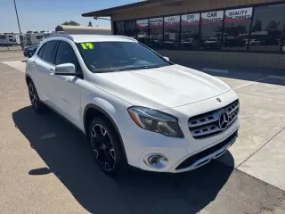 Mercedes-Benz GLA 2019