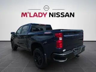 Chevrolet Silverado 1500 2023 4x4 Custom Trail Boss 4dr Crew Cab 5.8 ft. SB