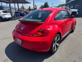 Volkswagen Beetle 2012