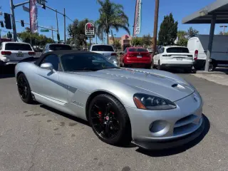 2005 Dodge Viper