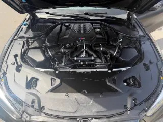 2020 BMW M8