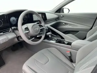Hyundai ELANTRA 2024 SEL 4dr Sedán