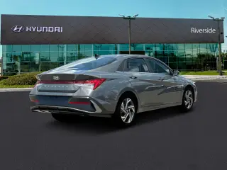 Hyundai ELANTRA 2024 SEL 4dr Sedán