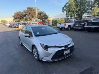 Toyota Corolla 2024 LE 4dr Sedán