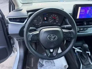 Toyota Corolla 2024 LE 4dr Sedán