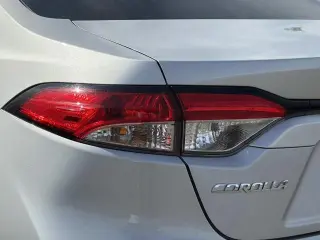 Toyota Corolla 2024 LE 4dr Sedán