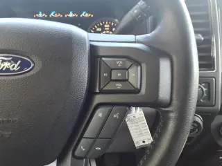 Ford F-150 2017 4x4 XLT 4dr SuperCrew 6.5 ft. SB
