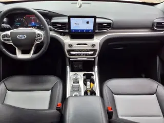 Ford Explorer 2023 AWD XLT 4dr SUV