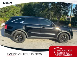 Kia Sorento 2023 LX 4dr SUV