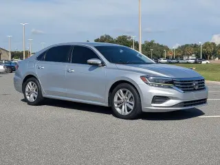 Volkswagen Passat 2020 SE 4dr Sedán