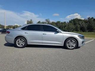 Volkswagen Passat 2020 SE 4dr Sedán