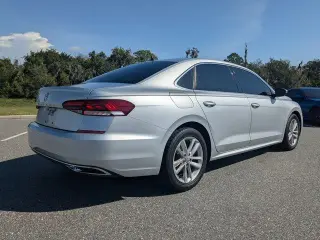 Volkswagen Passat 2020 SE 4dr Sedán