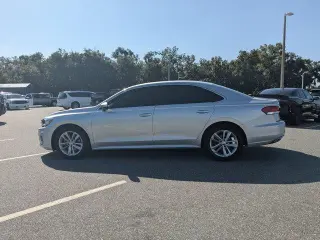 Volkswagen Passat 2020 SE 4dr Sedán