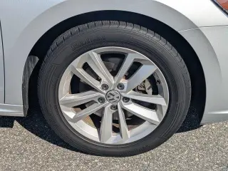 Volkswagen Passat 2020 SE 4dr Sedán