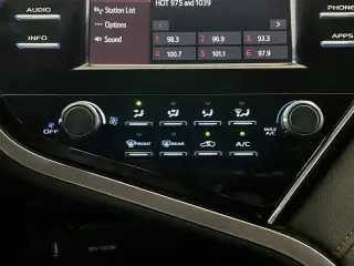Toyota Camry 2018 LE 4dr Sedán