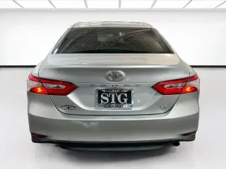 Toyota Camry 2018 LE 4dr Sedán