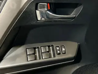 Toyota RAV4 Hybrid 2016 AWD XLE 4dr SUV