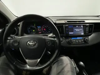 Toyota RAV4 Hybrid 2016 AWD XLE 4dr SUV