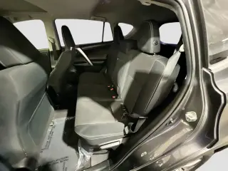 Toyota RAV4 Hybrid 2016 AWD XLE 4dr SUV