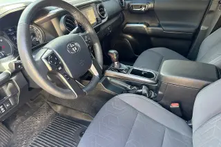 Toyota Tacoma 2019 4x4 TRD Off-Road 4dr Double Cab 5.0 ft SB 6A