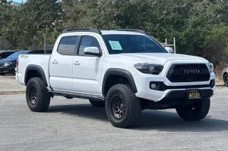 Toyota Tacoma 2019 4x4 TRD Off-Road 4dr Double Cab 5.0 ft SB 6A