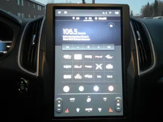 2023 Ford Edge