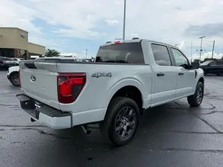 Ford F-150 2017 4x4 XLT 4dr SuperCrew 5.5 ft. SB