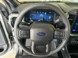 Ford F-150 2017 4x4 XLT 4dr SuperCrew 5.5 ft. SB