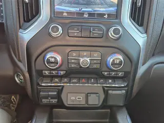 GMC Sierra 1500 2021 4x2 SLT 4dr Crew Cab 5.8 ft. SB