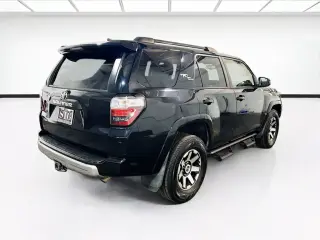 Toyota 4Runner 2022 4x4 TRD Off-Road SUV 4 puertas