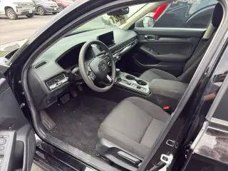 Honda Civic 2025 LX 4dr Sedán