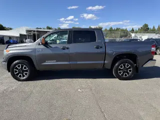 Toyota Tundra del año 2014