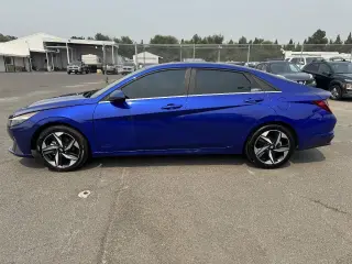 2023 Hyundai Elantra Hybrid