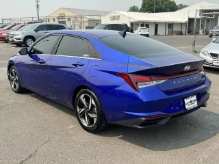 2023 Hyundai Elantra Hybrid