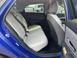 2023 Hyundai Elantra Hybrid
