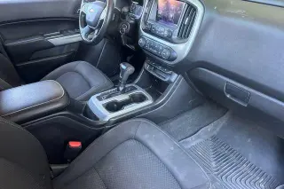 Chevrolet Colorado 2017 4x2 LT 4 puertas cabina completa 5 pies SB